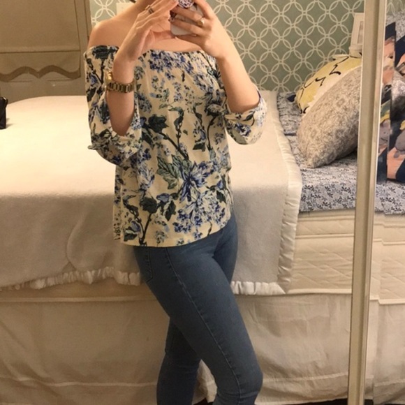 Lucky Brand Tops - Lucky brand floral off the shoulder top
